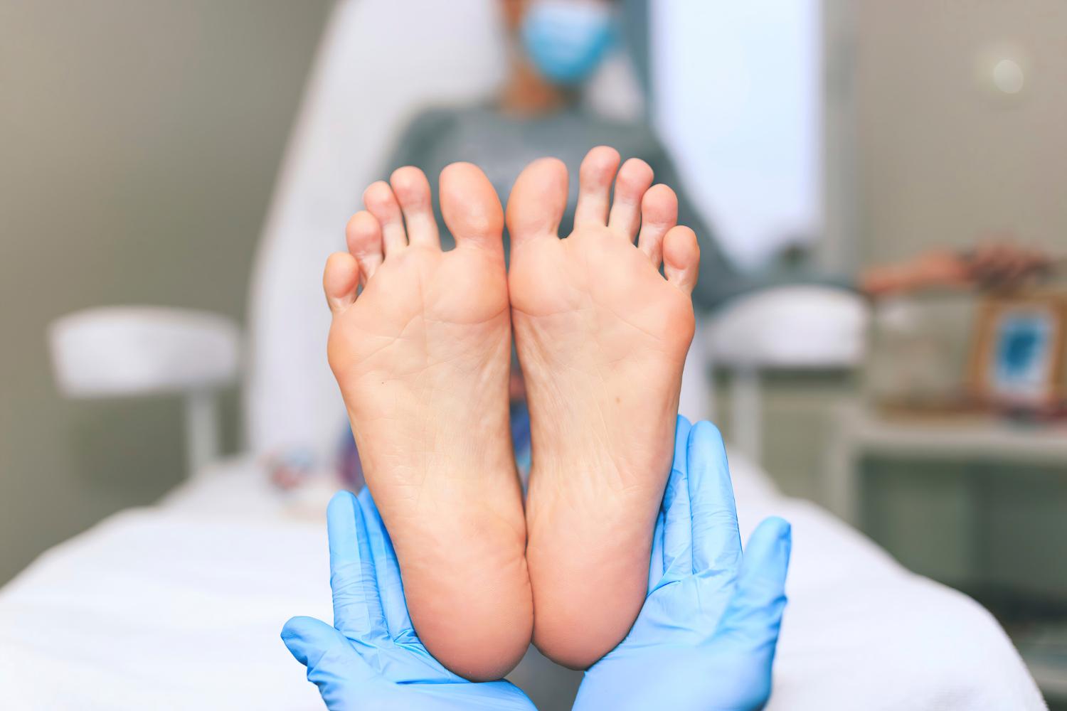 I benefici della chirurgia mininvasiva del piede