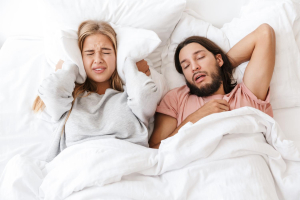 Giovedì 27 marzo - Apnee notturne, russamento e insonnia: riconoscere i segnali per proteggere la salute